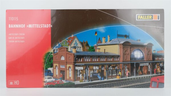 Faller H0 110115 Bahnhof Mittelstadt