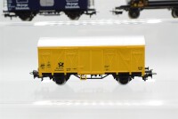 Märklin H0 Konvolut Kühlwagen, Gedeckter Güterwagen, Kesselwagen, Schwertransportwagen (mit Überseekiste), DB