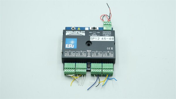 ESU SwitchPilot 4-fach Magnetartikeldecoder K83 K84 (alte Version)