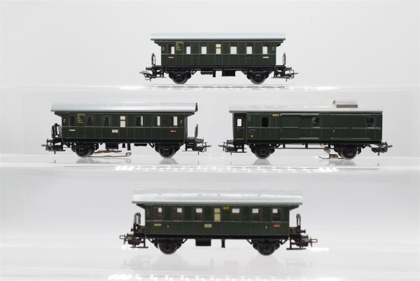 Märklin H0 Konvolut Personenwagen (teilw. beleuchtet), Packwagen (beleuchtet), Länderbahn