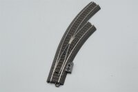 Märklin H0 24672 Bogen-Weiche rechts. Innenbogen R1=360 mm / 30° (mit Decoder / mit Antrieb)