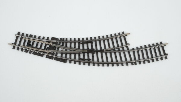 Märklin H0 2268 Bogenweiche R1 links (ohne Antrieb / ohne Handschalthebel) (gebrauchter Zustand)