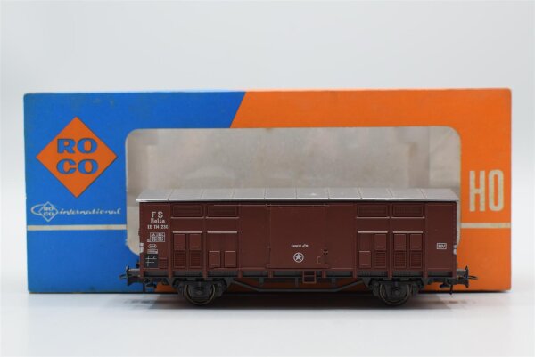 Roco H0 4300 ged. Güterwagen mit Spitzdach FS