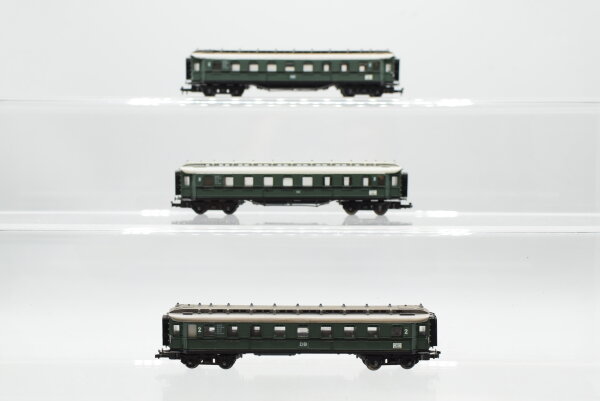 Arnold N Oberlicht-Personenwagen (grün) DB