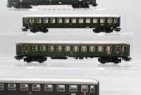 Märklin H0 Konvolut  Personenwagen 1.Kl., 2.Kl., Packwagen (grün) DB