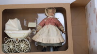 Märklin 1611 Puppenwagen mit Heidi-Ott-Puppe