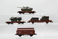 Roco/Trix H0 Konvolut Flachwagen mit Panzer/...