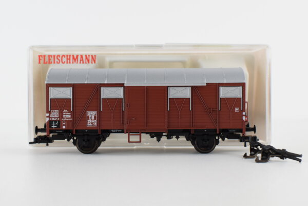 Fleischmann H0 5319 K Gedeckter Güterwagen 250 462 DB