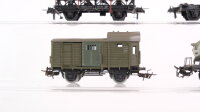 Märklin/u.a. H0 Konvolut Behältertragwagen/ Packwagen/ Muldenkippwagen DB