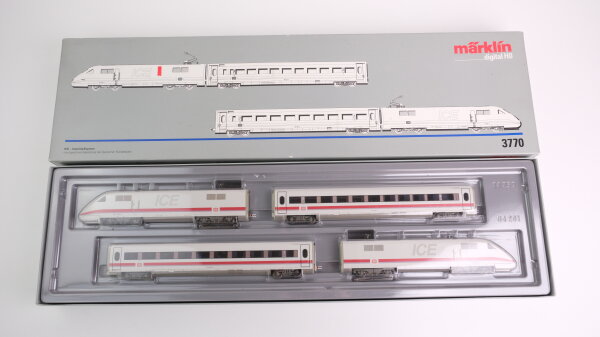 Märklin H0 3770 E-Triebzug ICE - InterCityExpress BR 401 der DB Wechselstrom Digital