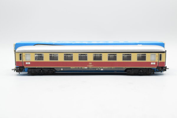 Märklin H0 4086 Reisezugwagen (TEE-Großraumwagen, 1.Kl.) Ap4üm / Apüm 121 der DB