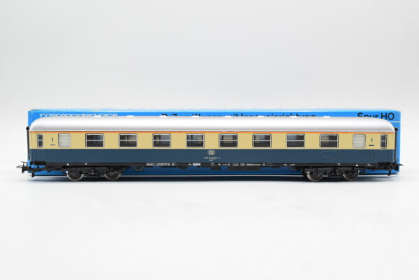 Märklin H0 4091 Reisezugwagen (Schnellzugwagen 1.Kl, beige-blau)  Aüm 201 / 203 der DB