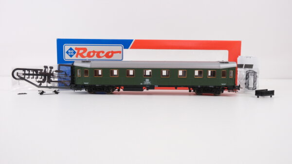 Roco H0 44803 Personenwagen (Bahnhofswagen  64 238) DB