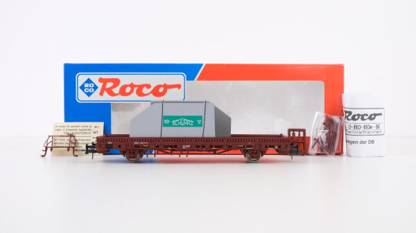 Roco H0 47176 Niederbordwagen mit Ladung (Betonplatten, Schwarz Bau AG) DB