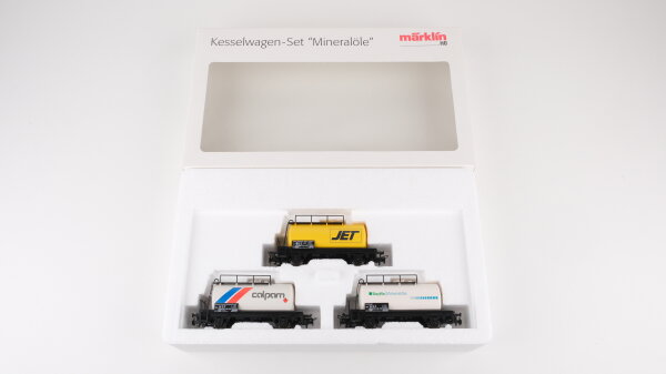 Märklin H0 94023 Kesselwagen-Set "Mineralöle" der DB