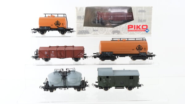 Piko/u.a. H0 Konvolut Kesselwagen/ Silowagen/ Klappdeckelwagen/ Hochbordwagen/ Packwagen DR