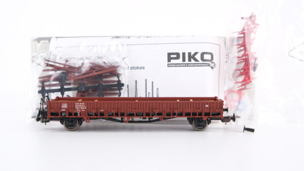 Piko H0 54477 Rungenwagen, beladen mit Pflügen (Wagen-Nr. 21 80 313 3 531-6, Klm) DB