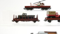 Märklin H0 Konvolut Rungenwagen und Niederbordwagen mit Ladung (LKW, Hubschrauber) DB