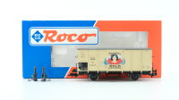 Roco H0 47257 Gedeckter Güterwagen (Stollwerk Gold - die neue Schokolade) DR