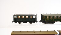 Märklin/u.a. H0 Konvolut Reisezugwagen/ Schienenbus-Beiwagen/ Postwagen 3.Kl. Länderbahnen Württemberg/ K.Bay.Sts.B./u.a.