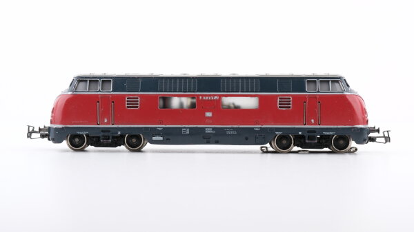 Märklin H0 3021 Diesellokomotive BR V 200 / 220 der DB Wechselstrom Analog (Licht Defekt)