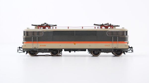 Märklin H0 3165 Elektrische Lokomotive Serie BB 9200 der SNCF Wechselstrom Analog