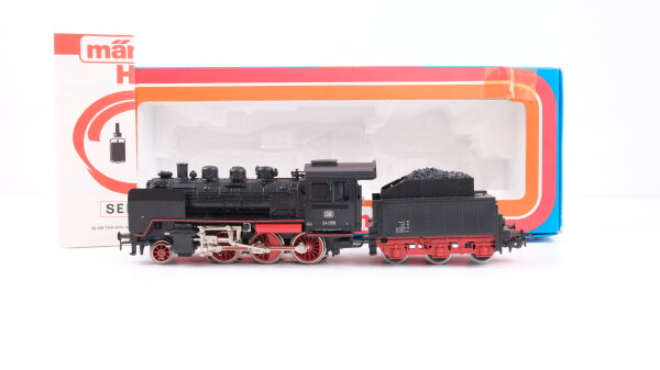 Märklin H0 3003 Schlepptenderlokomotive BR 24 der DB Wechselstrom Analog