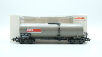 Märklin H0 4754 Mineralöl-Kesselwagen (ESSO)...