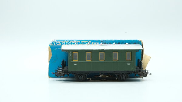 Märklin H0 4007 Reisezugwagen (grüner Wagenkasten) Bi / Ci