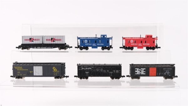 Bachmann/Atlas/u.a. N Konvolut amerikanische Güterzugbegleitwagen/ Containertragwagen/ ged. Güterwagen/ Verschlagwagen NW/NH/D&RGW/CO