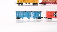 Bachmann/Arnold N Konvolut amerikanische Flachwagen/ Selbstentladewagen/ ged. Güterwagen SFRC/ATSF/GN/B&O/NYC