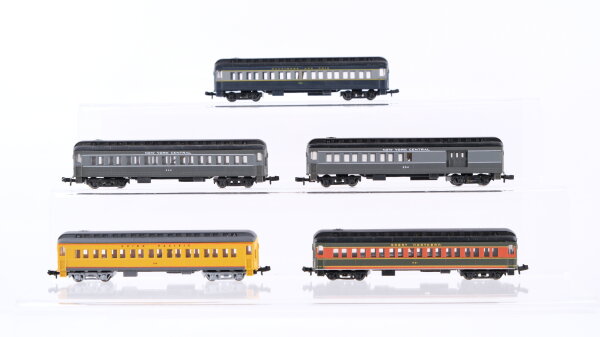 Bachmann N Konvolut amerikanische Reisezugwagen B&O/NYC/GN/UP