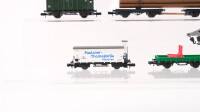 Arnold N Konvolut Kranwagen mit Beiwagen/ Niederbordwagen/ ged. Güterwagen/ Packwagen/ Drehschemelwagen mit Beladung DB