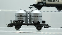 Märklin H0 Konvolut Kesselwagen (BP, Rommenhöller Kohlensäure), Braunkohlestaubwagen, DB