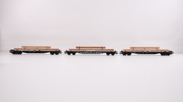 Märklin H0 47153 Rungenwagen-Set mit Holzbeladung Rs 684 der DB AG