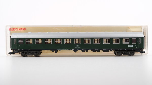 Fleischmann H0 5104 Schnellzugwagen 51 80 22-70 217-0 DB