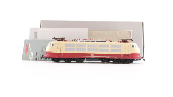 Märklin H0 3657 Elektrische Lokomotive BR 103 der DB Wechselstrom Digital