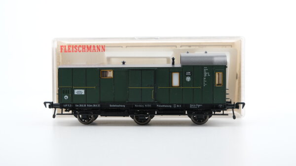 Fleischmann H0 5095 Gepäckwagen (DRG-Adler dunkelgrün auf weiß) 15 038 Nürnberg DRG