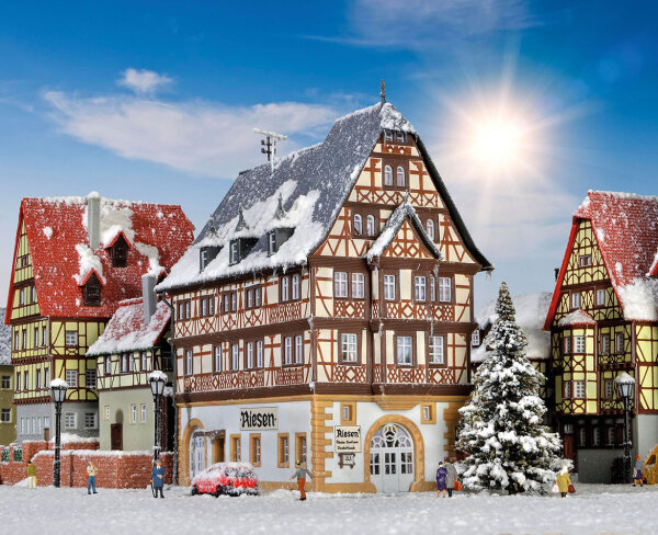 Kibri N 37117 Gasthaus zum Riesen in Miltenberg