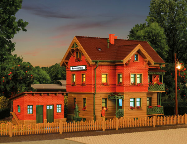 Vollmer H0 43529 Bahnwärterhaus Esslingen mit Hühnerstallund Gartenzaun
