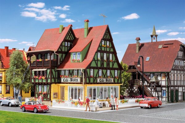 Vollmer H0 43695 Café-Bistro mit Inneneinrichtung undLED-Beleuchtung, Funktionsbausatz