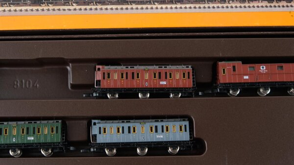 Märklin Spur Z 8104 Personenzug KPEV (unvollständig)