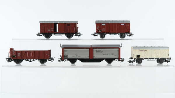 Märklin H0 Konvolut Gedeckte Güterwagen, Hochbordwagen, Seitenwandschiebewagen, DB