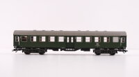 Märklin H0 4132 Reisezugwagen (grüner Wagenkasten) Byg 515 der DB