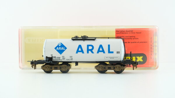 Trix H0 53 3494 00 Kesselwagen "ARAL" DB Essen