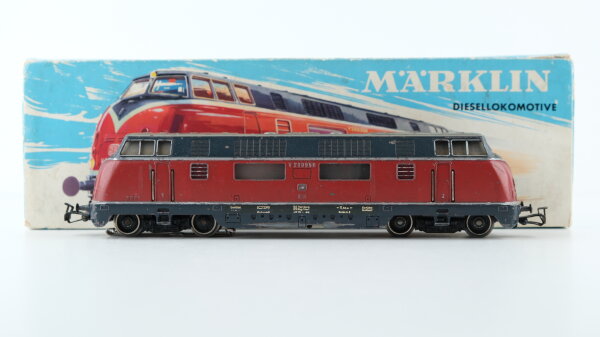 Märklin H0 3021 Diesellokomotive BR V 200 / 220 der DB Wechselstrom Analog