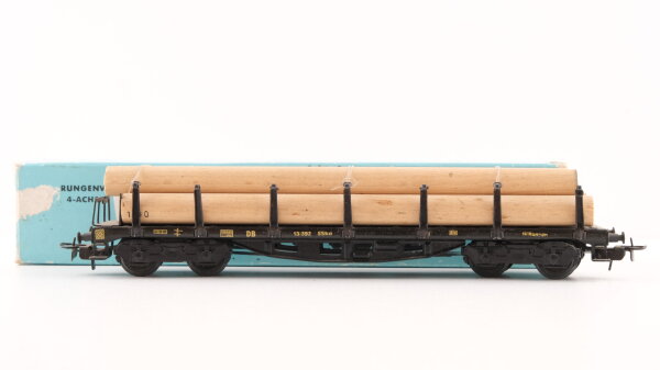 Märklin H0 4516 Flachwagen mit Rungen SSka der DB