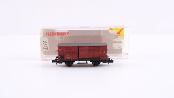 Fleischmann N 8360 gedeckter Güterwagen DRG