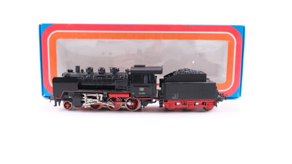 Märklin H0 3003 Schlepptenderlokomotive BR 24 der DB Wechselstrom Analog