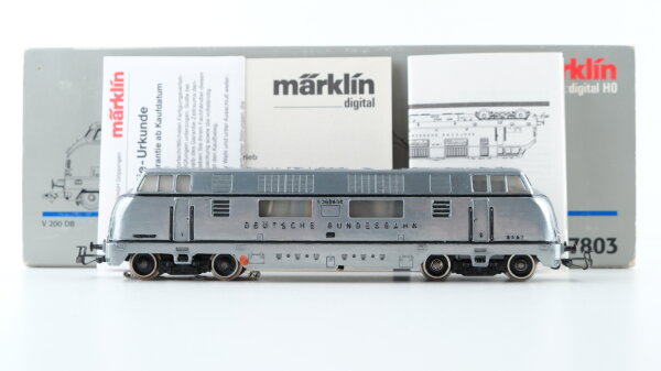 Märklin H0 3021 Diesellokomotive BR V 200 / 220 der DB Wechselstrom Digital Sound Chromoptik (in EVP)